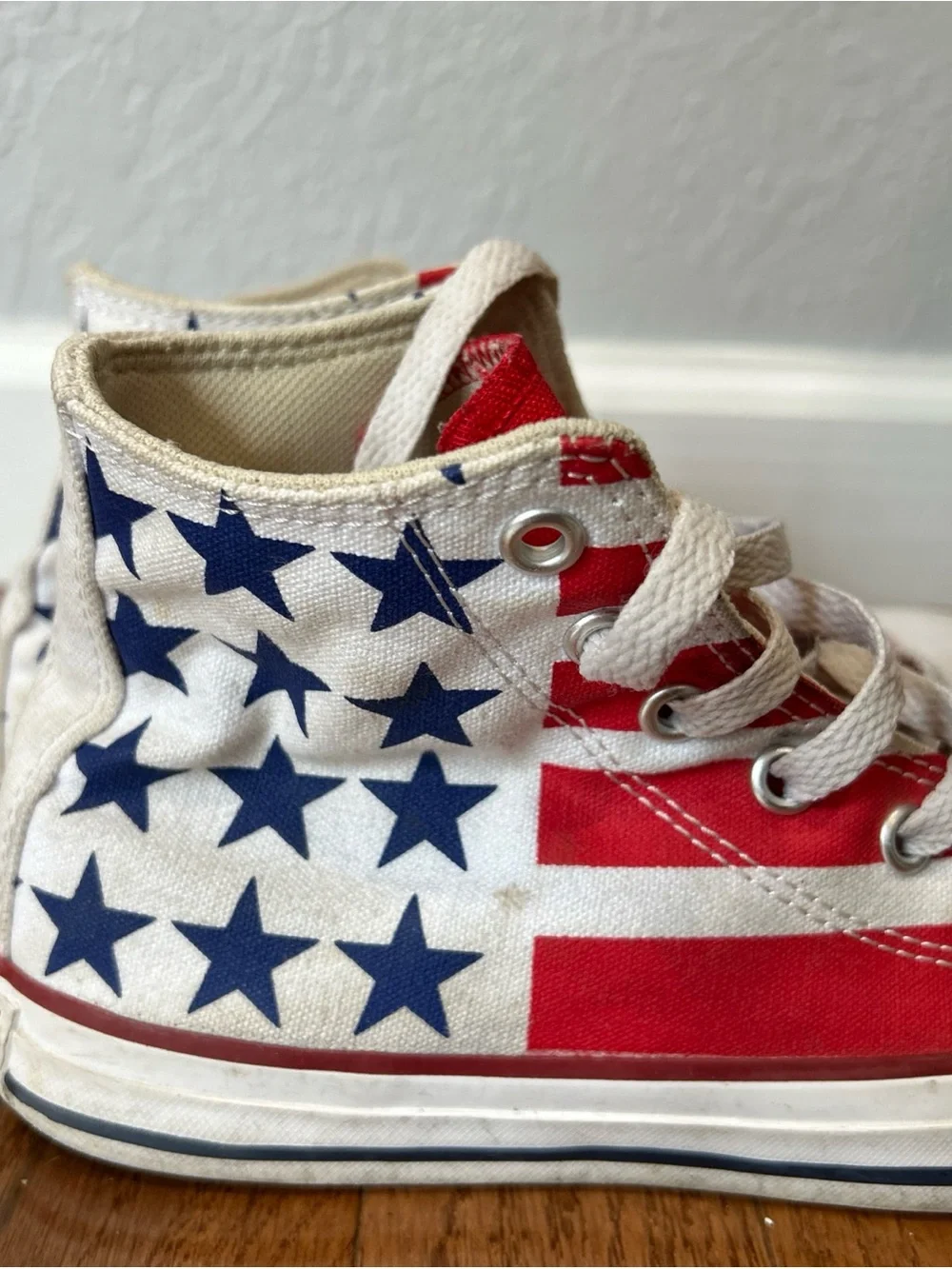 Converse Chuck Taylor High Top Sneakers Shoes American Flag Junior Size 2 White